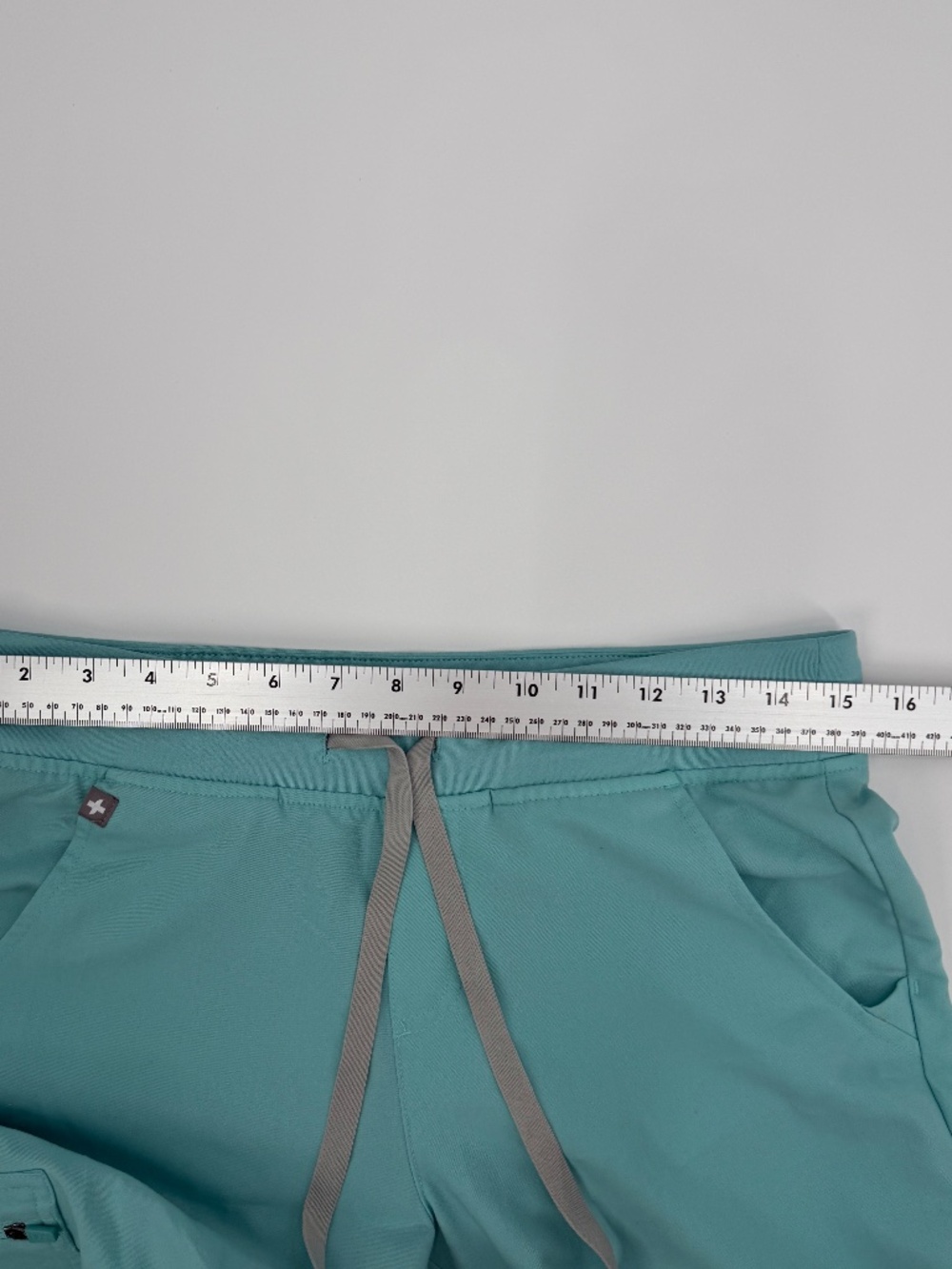 FIGS Technical Collection Scrub Set Teal V-Neck Top Jogger Pants Nurse Women S - Picture 7 of 10
